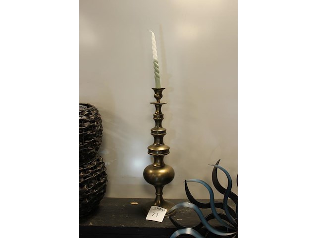 Metalen kandelaar hoogte 55 cm. - afbeelding 2 van  2