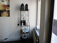 Metalen kast met glazen schappen, afm. 40 x 38 x 176 cm. - afbeelding 3 van  3