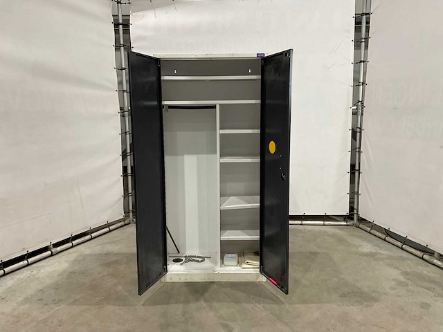 Metalen kast - afbeelding 4 van  6