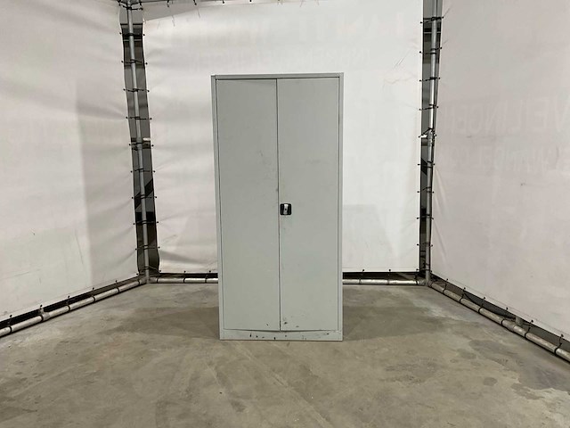 Metalen kast - afbeelding 3 van  5