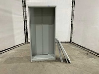 Metalen kast - afbeelding 3 van  5