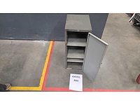 Metalen kast - afbeelding 1 van  1