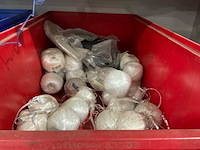 Metalen kasten met inhoud (2x) - afbeelding 4 van  13