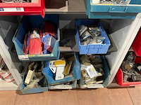 Metalen kasten met inhoud (2x) - afbeelding 9 van  13