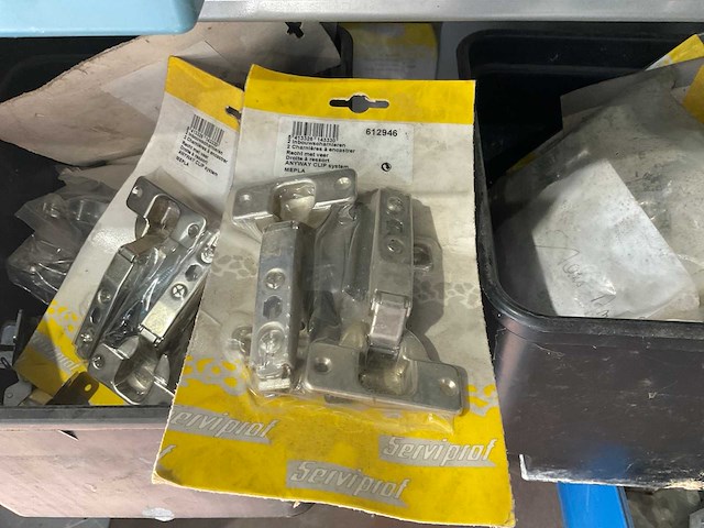 Metalen kasten met inhoud (2x) - afbeelding 6 van  11