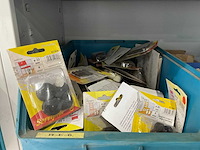 Metalen kasten met inhoud (2x) - afbeelding 3 van  11