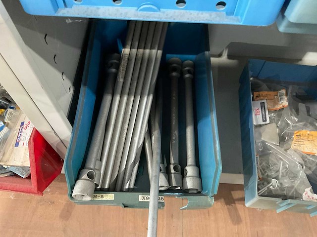 Metalen kasten met inhoud (2x) - afbeelding 13 van  13