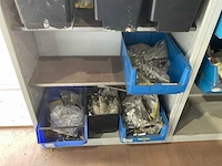Metalen kasten met inhoud (2x) - afbeelding 6 van  11