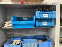 Metalen kasten met inhoud (2x) - afbeelding 8 van  9
