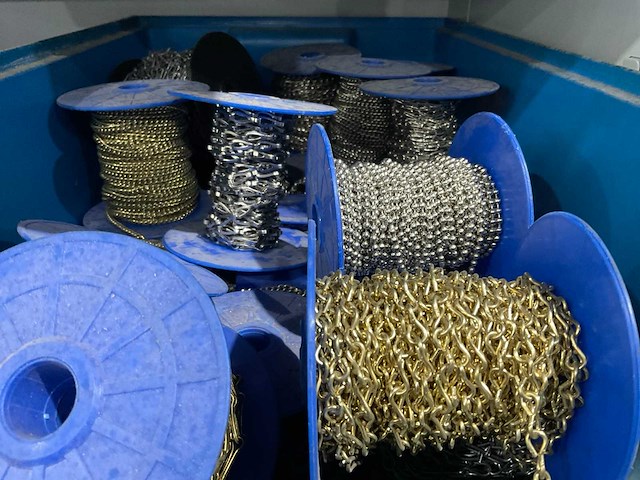 Metalen kasten met inhoud (2x) - afbeelding 13 van  13