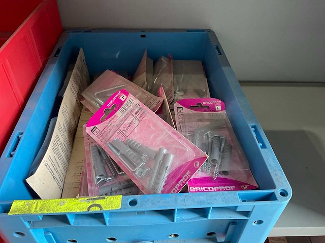 Metalen kasten met inhoud (4x) - afbeelding 4 van  13