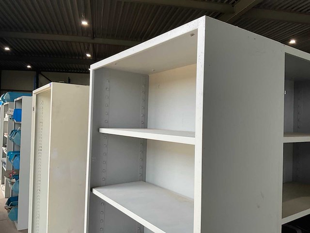 Metalen kasten met inhoud (4x) - afbeelding 11 van  13