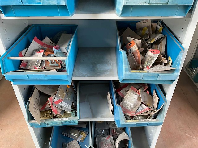 Metalen kasten met inhoud (4x) - afbeelding 9 van  20