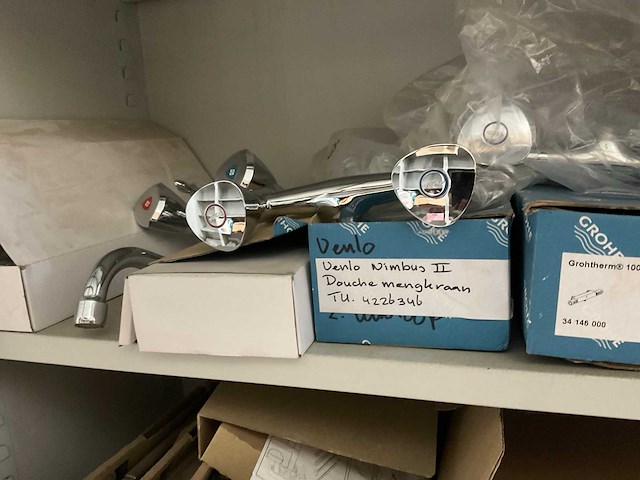 Metalen kasten met inhoud (4x) - afbeelding 6 van  10