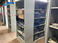 Metalen kasten met werkkleding (4x) - afbeelding 1 van  17