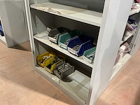 Metalen kasten met werkkleding (4x) - afbeelding 3 van  15
