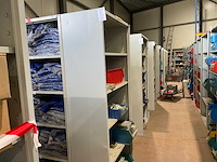 Metalen kasten met werkkleding (4x) - afbeelding 14 van  17