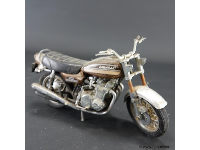 Metalen kawasaki motor - afbeelding 4 van  5