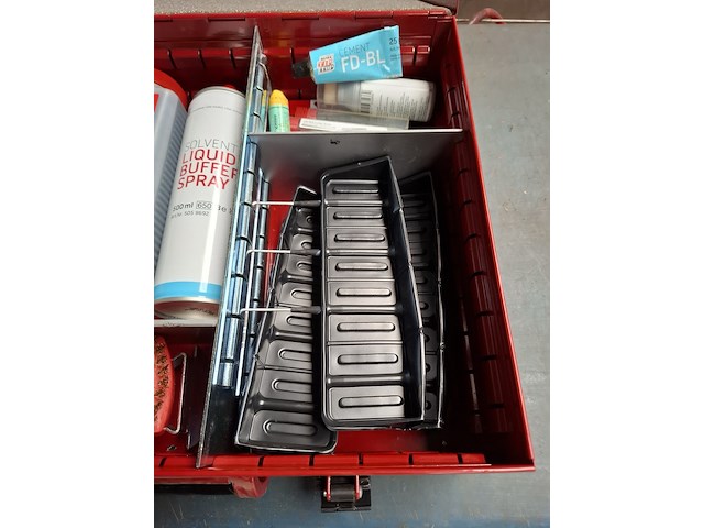 Metalen koffer met bandenreparatie materiaal, o.a. remax - afbeelding 5 van  6