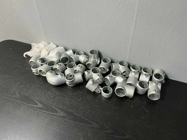Metalen koppelstukken (23x) - afbeelding 1 van  9
