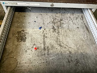 Metalen ladeblok met inhoud - afbeelding 6 van  6