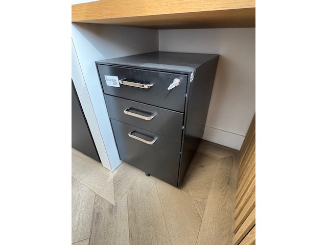 Metalen ladekast - afbeelding 2 van  4