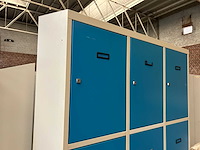 Metalen lockerkast / vakkenkast met 9 vakken (1x 6 vakken) (5x) - afbeelding 2 van  2