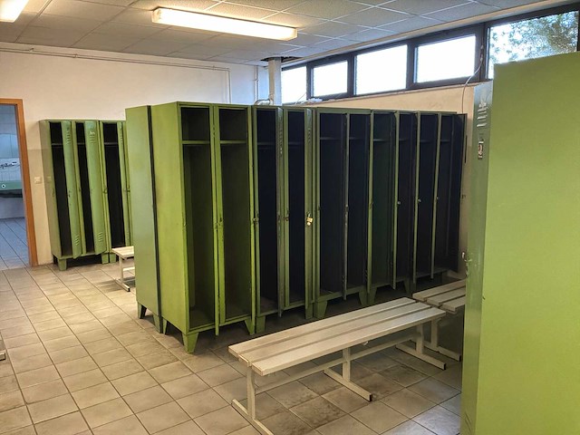 Metalen lockerkasten (24x) - afbeelding 1 van  6
