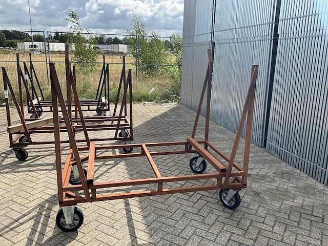 Metalen materiaal kar - afbeelding 1 van  5