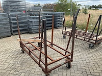 Metalen materiaal kar - afbeelding 3 van  5