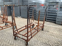 Metalen materiaal kar - afbeelding 4 van  5
