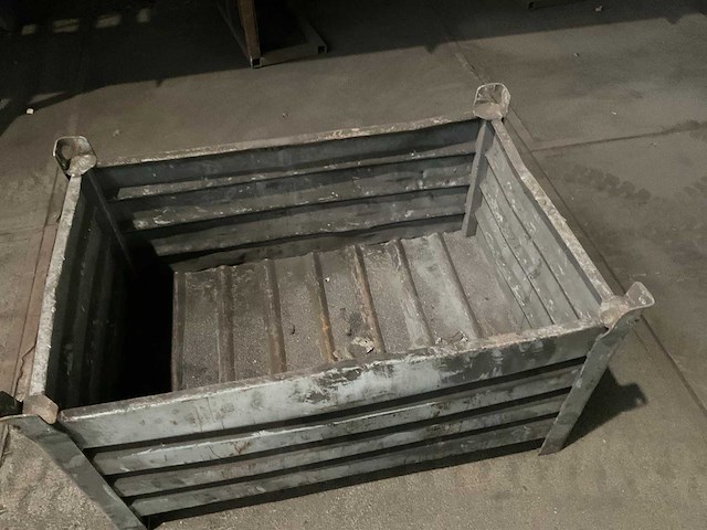 Metalen materiaalbak (125x) - afbeelding 5 van  8