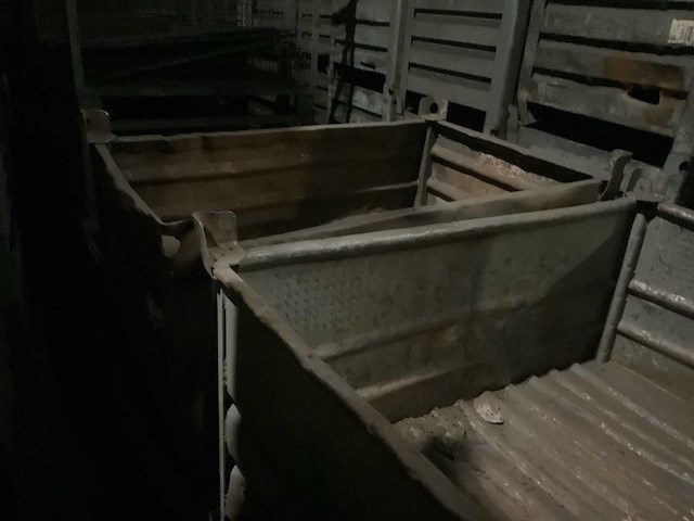 Metalen materiaalbak - afbeelding 2 van  10