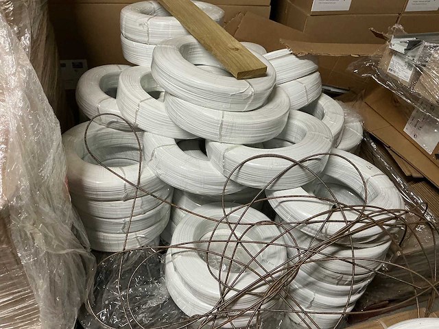 Metalen neusdraad op rol - afbeelding 4 van  6