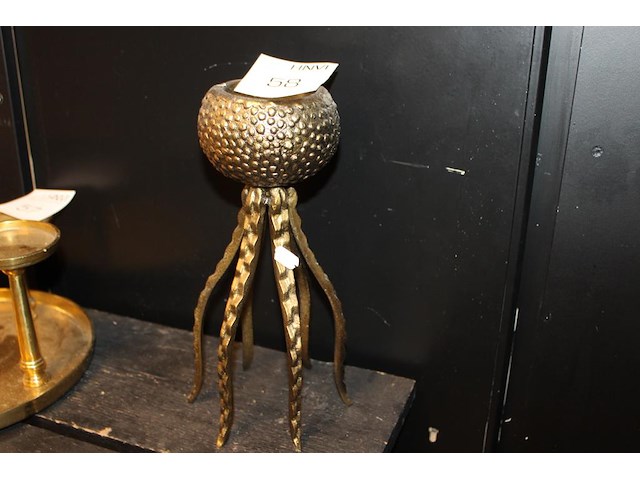 Metalen octopus kandelaar hoogte 26 cm. - afbeelding 1 van  2