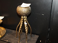Metalen octopus kandelaar hoogte 26 cm. - afbeelding 1 van  2