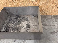Metalen olie opvangbak - afbeelding 4 van  4