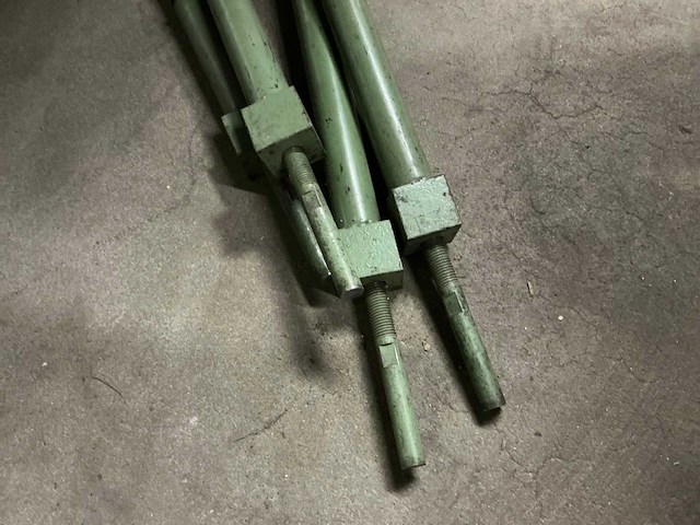 Metalen onderdelen - afbeelding 2 van  3