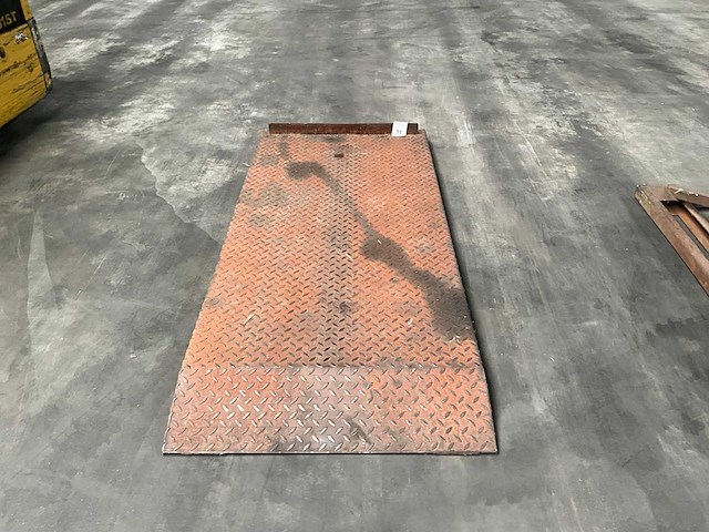Metalen oprijplaat - afbeelding 4 van  4