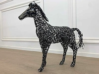 Metalen paard