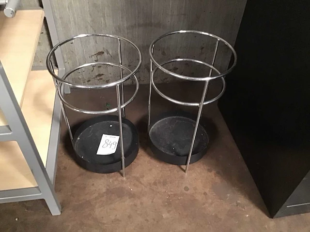 Metalen paraplubak (2x) - afbeelding 1 van  1