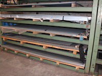 Metalen plaatwerk 150 x 300 cm en reststukken in 2 stellingen w.o. 28 x zincor 2mm, staalplaten tot 10 mm, ... - afbeelding 2 van  7