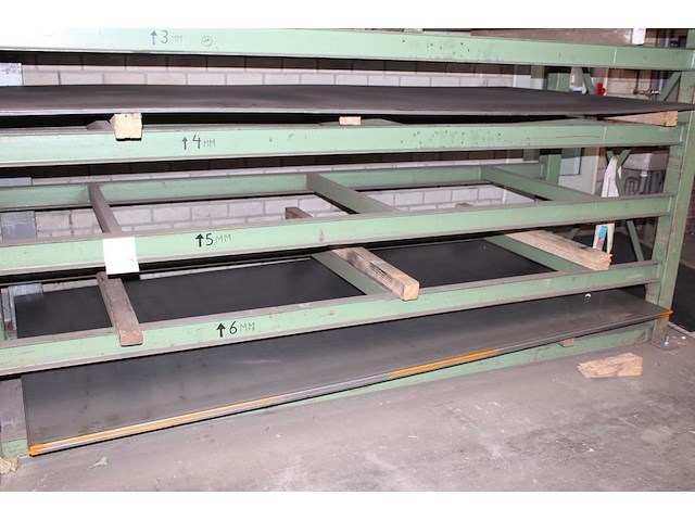 Metalen plaatwerk 150 x 300 cm en reststukken in 2 stellingen w.o. 28 x zincor 2mm, staalplaten tot 10 mm, ... - afbeelding 7 van  7