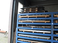 Metalen plaatwerk w.o. senzimir verzinkt, geperforeerd rvs en aluminium in linker stellingsdeel. let op: in... - afbeelding 1 van  6