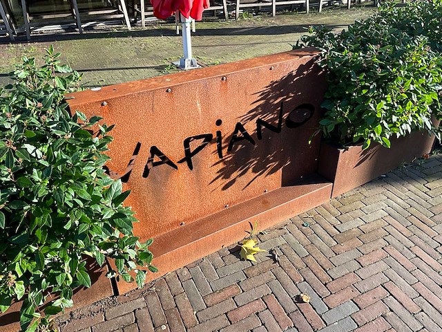 Metalen plantenbak (2x) & terrasafscheiding - afbeelding 4 van  5