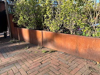 Metalen plantenbak met inhoud (2x) - afbeelding 2 van  5