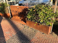 Metalen plantenbak & terrasafscheiding - afbeelding 2 van  4