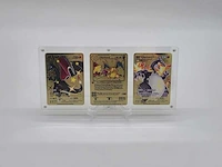 Metalen pokémon charizard kaarten in luxe acryl display - afbeelding 2 van  7