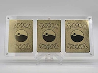 Metalen pokémon charizard kaarten in luxe acryl display - afbeelding 3 van  7
