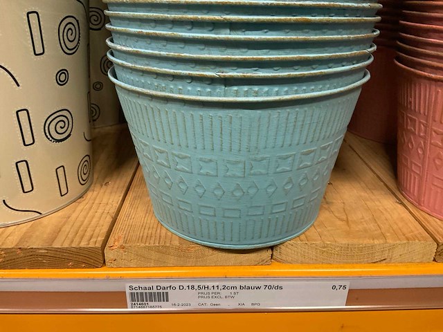 Metalen potten, schalen - afbeelding 6 van  31